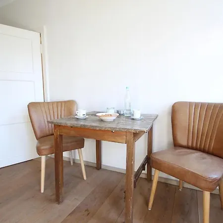 Schoener Alter Resthof Am Jadebusen *