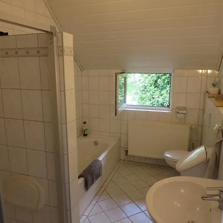 Schoener Alter Resthof Am Jadebusen